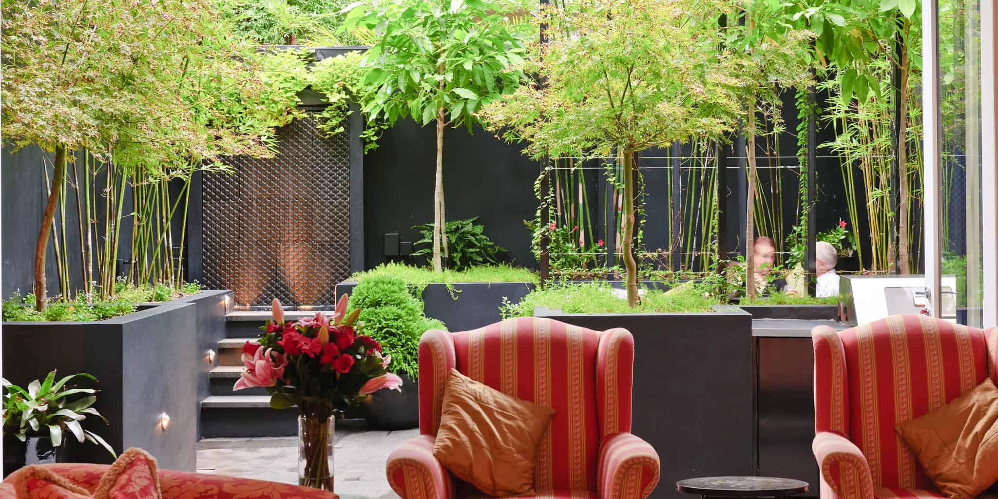 Dramatic landscape design by Urban Exotic…