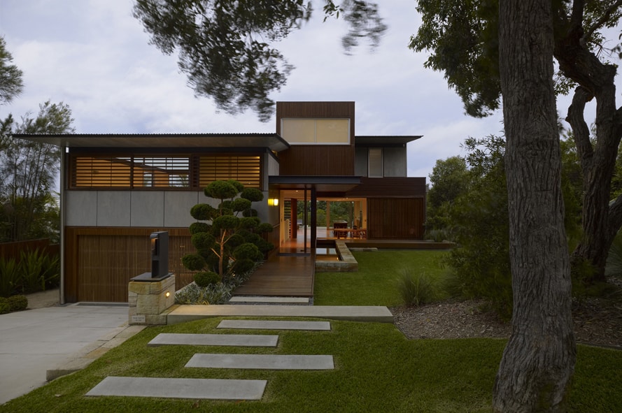 Wamberal beach house by Virginia Kerridge
