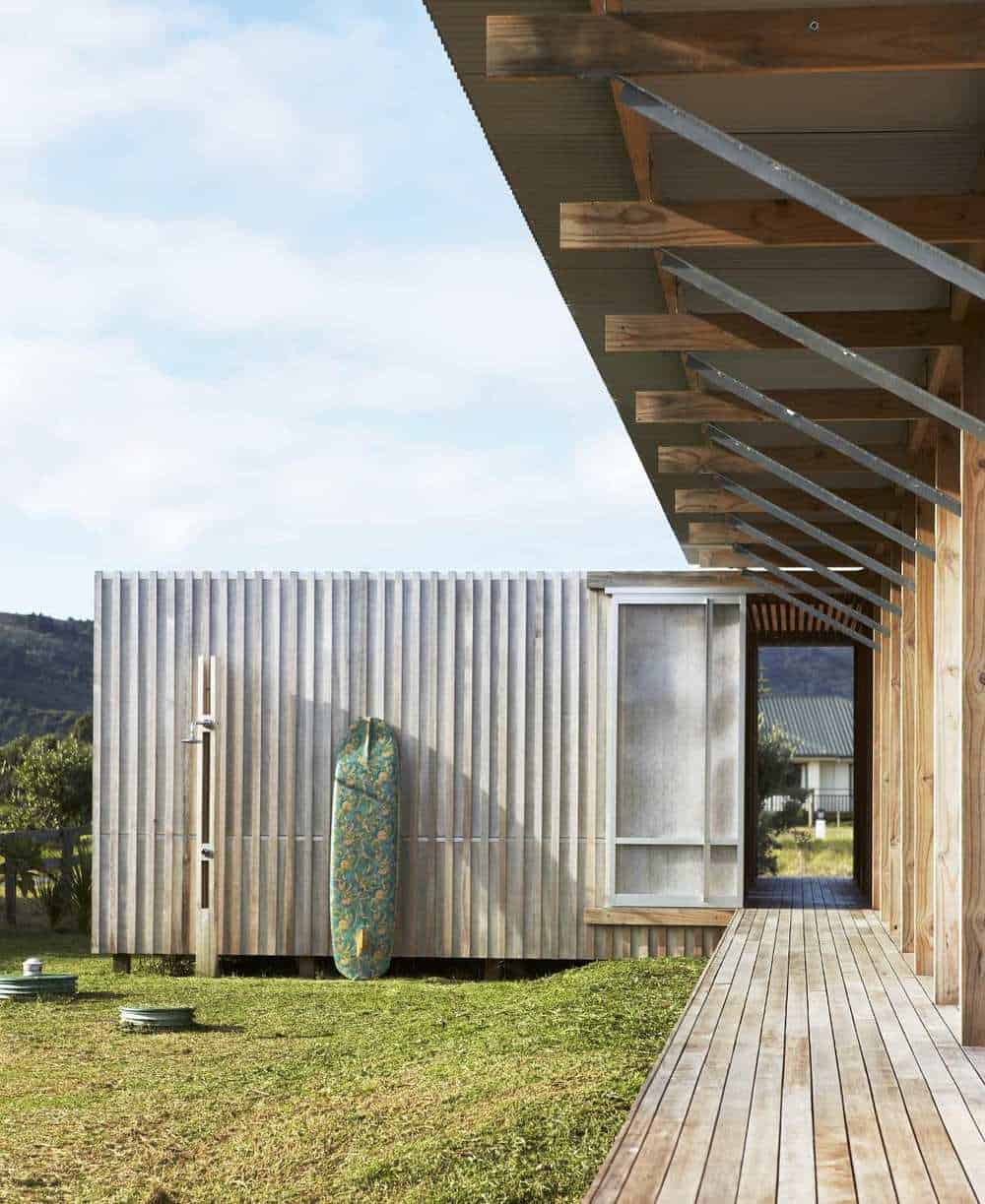 A blurring of inside and out for Compson Bach