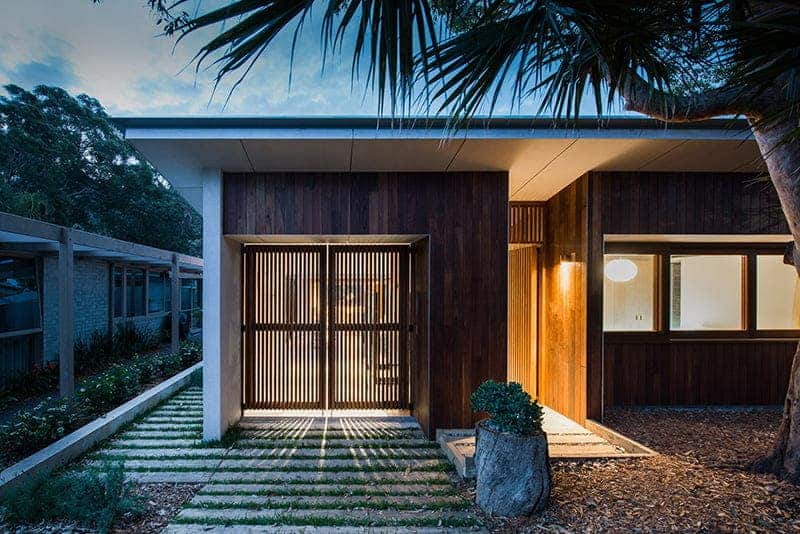 architecture blueys beach 4 bourne blue exterior