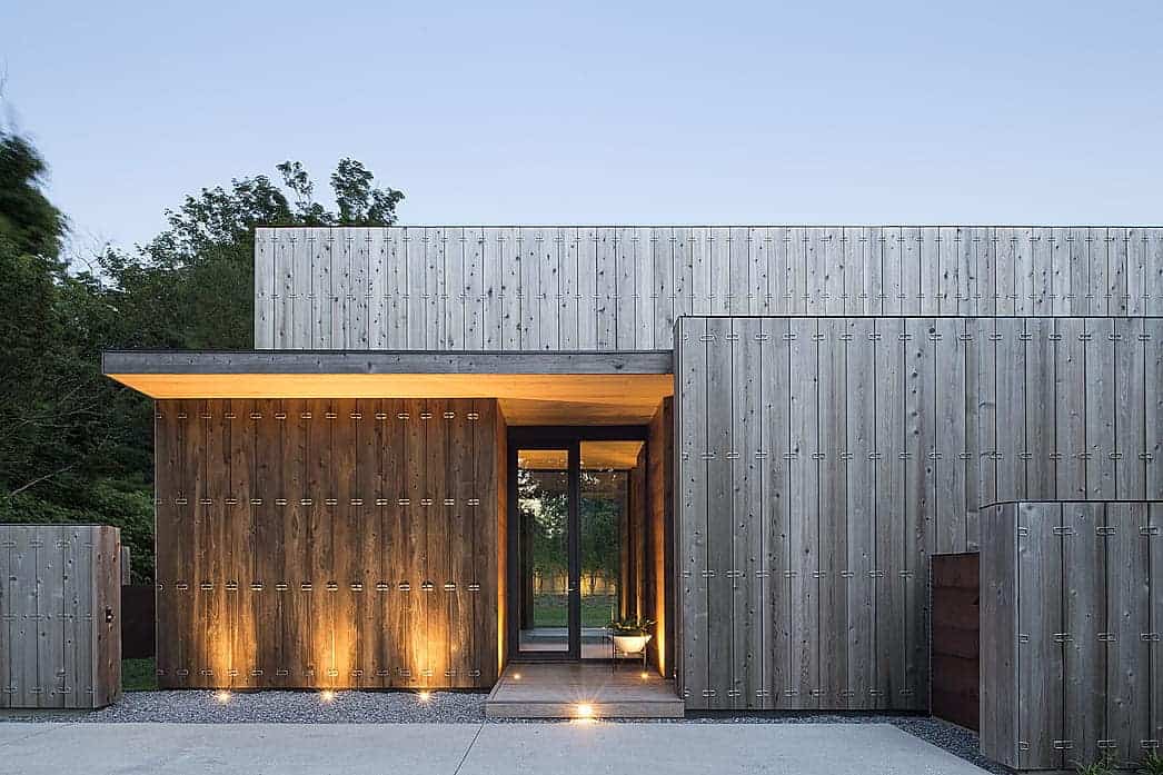 Highly insulated timber-clad home in New York