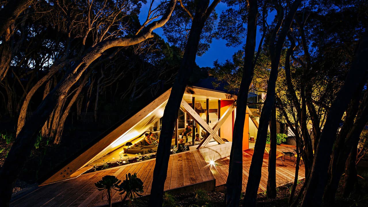 Sustainably striking cabin in Blairgowrie