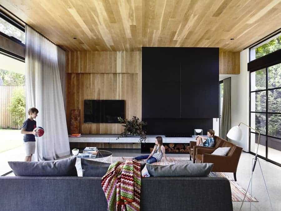 Warm industrial chic in seaside Brighton