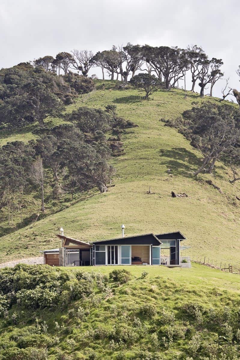 Bream Tail house by SGA Architects