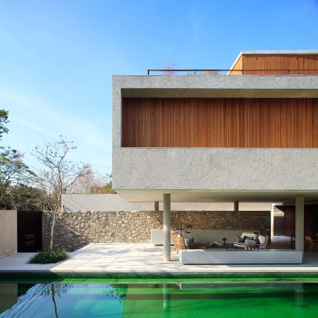 Brazilian architecture bringing the outdoors in