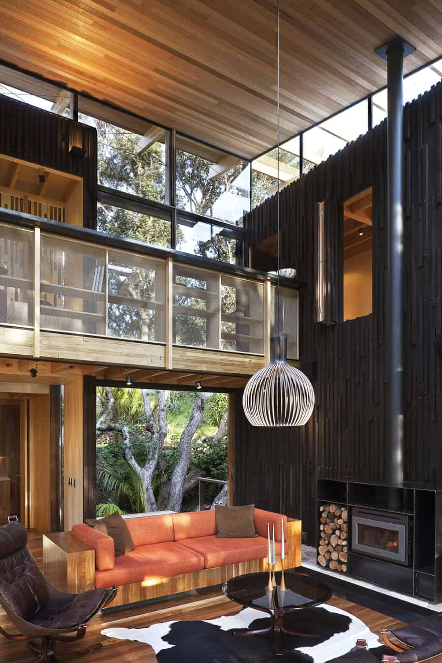 under pohutukawa hse 5503 2